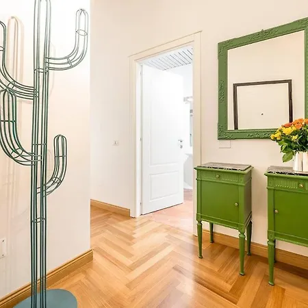 Apartment Caralis - Historic Center *